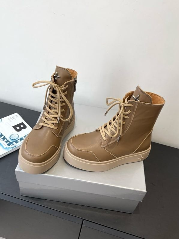 Ботинки женские