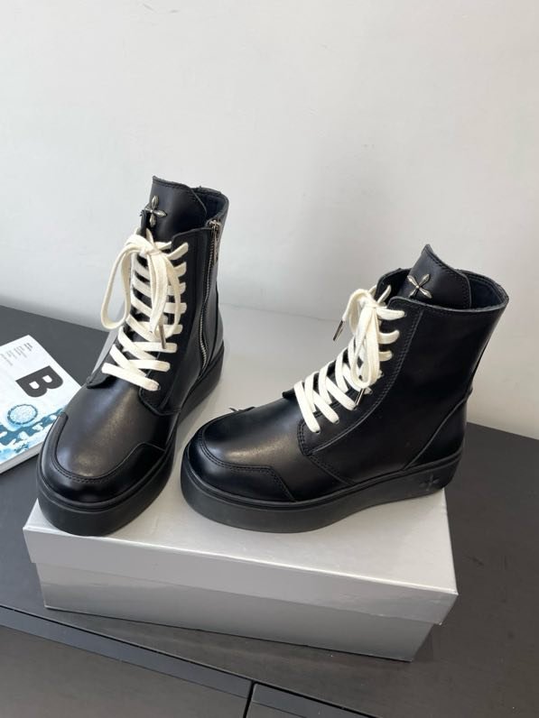 Ботинки женские