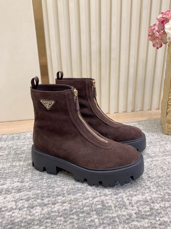 Ботинки женские