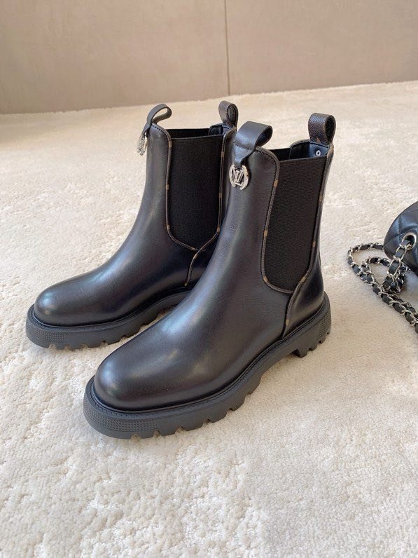 Ботинки женские