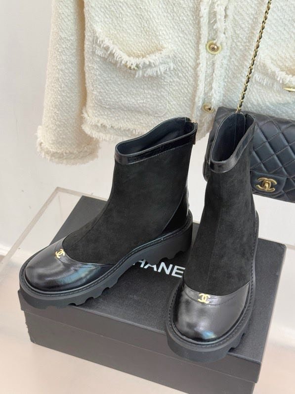 Ботинки женские