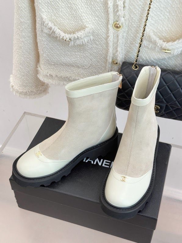 Ботинки женские