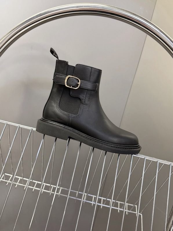 Ботинки женские