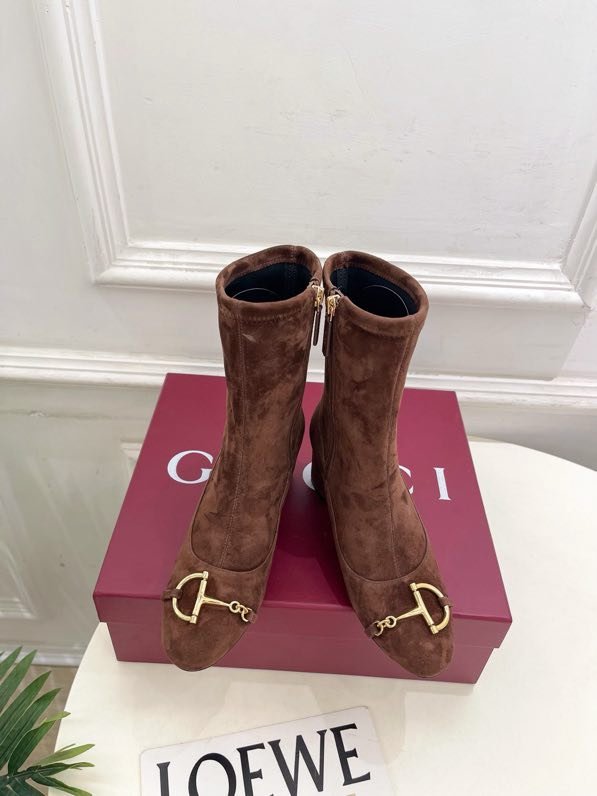 Ботинки женские