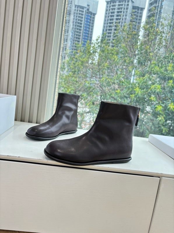 Ботинки женские