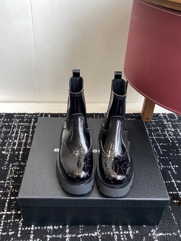 Ботинки женские