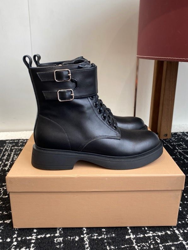 Ботинки женские