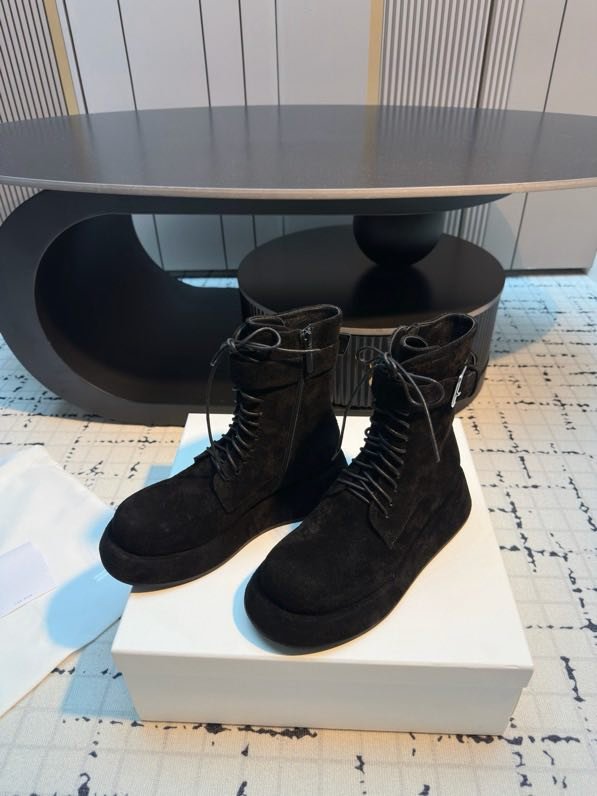 Ботинки женские