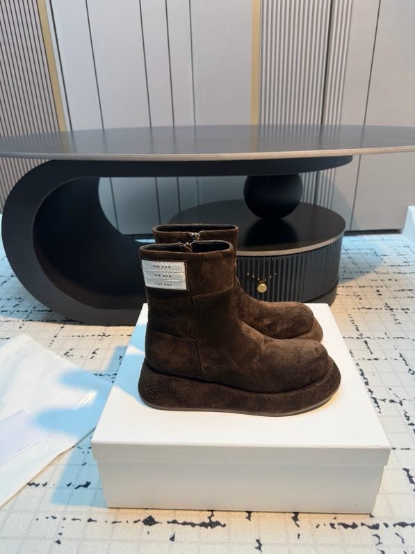 Ботинки женские