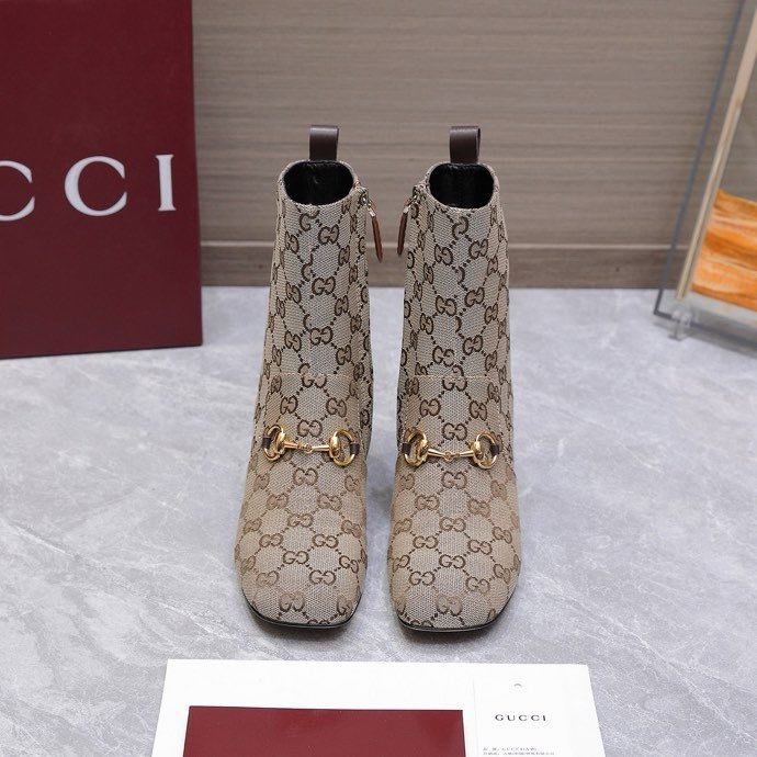 Ботинки женские