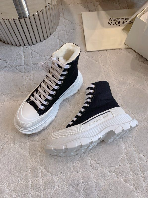 Ботинки женские