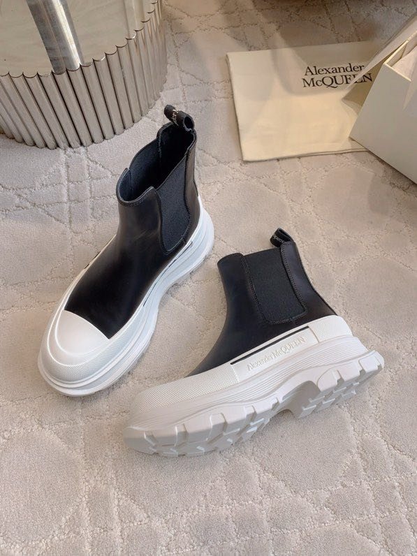 Ботинки женские