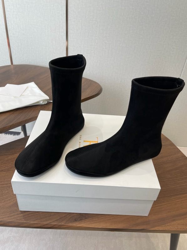 Ботинки женские