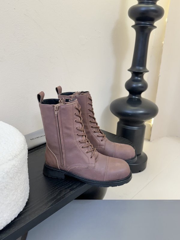 Ботинки женские