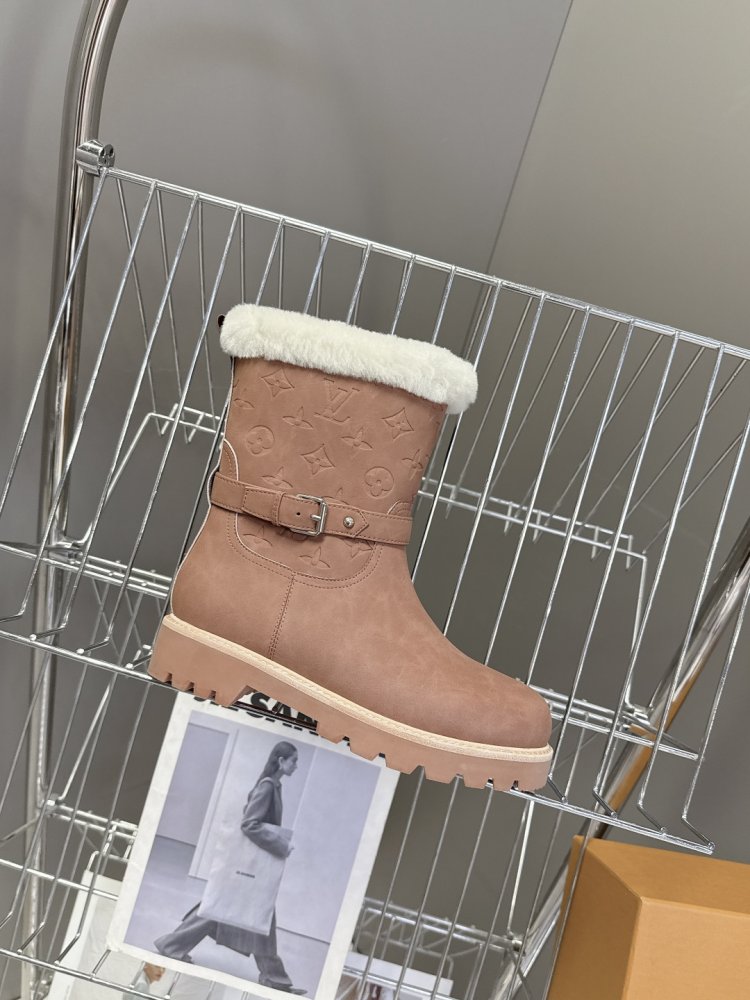 Ботинки женские