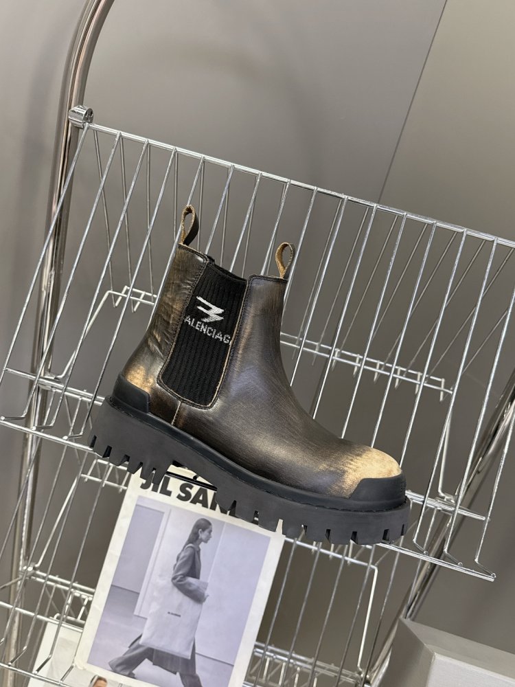 Ботинки женские