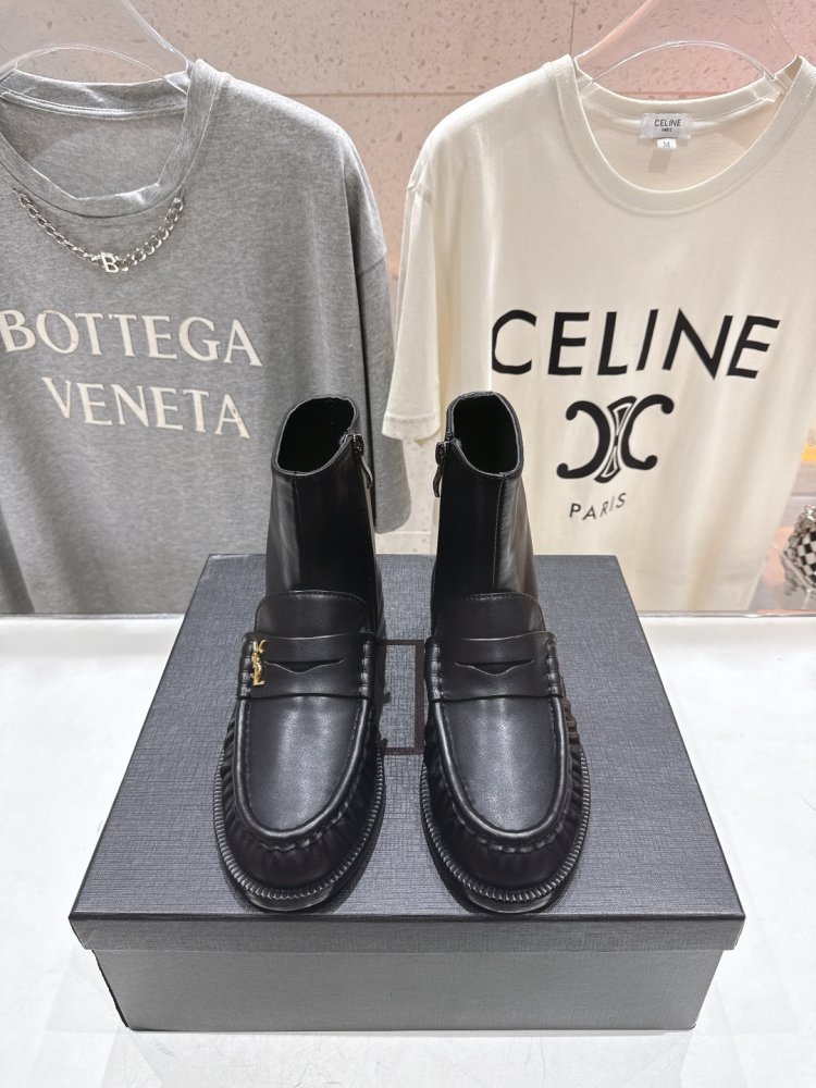 Ботинки женские