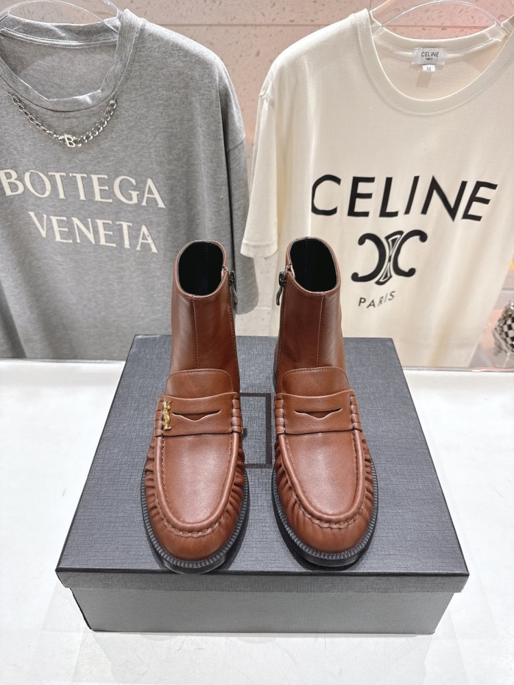 Ботинки женские