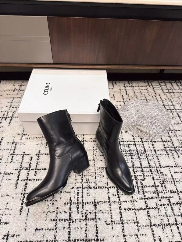 Ботинки женские фото 2