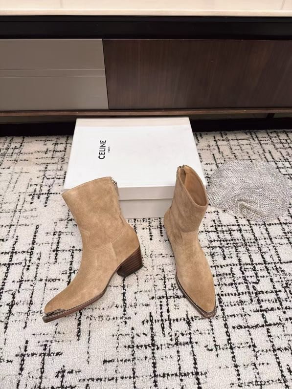 Ботинки женские фото 2