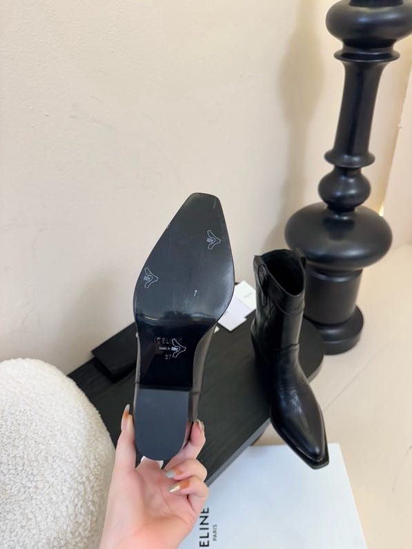 Ботинки женские фото 2