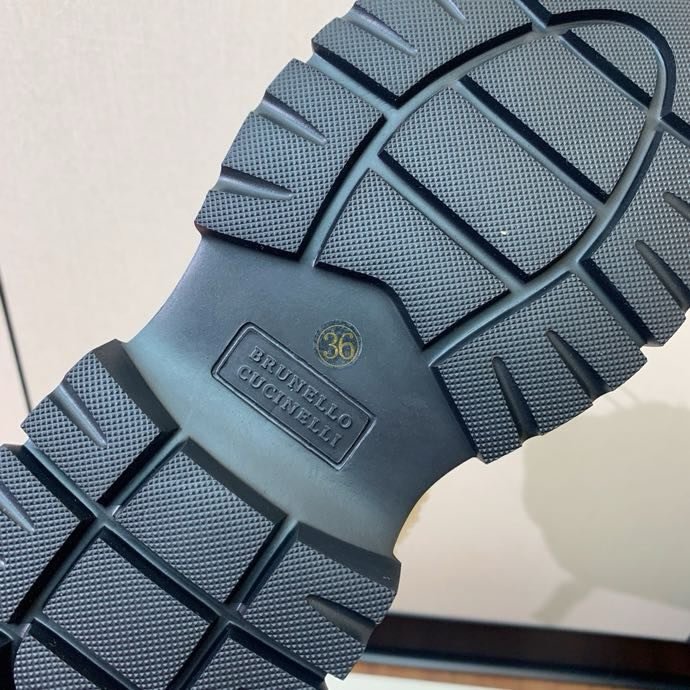 Ботинки женские фото 2