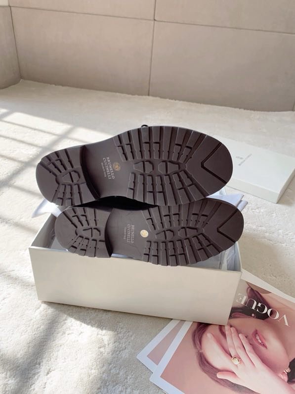 Boots women's фото 2