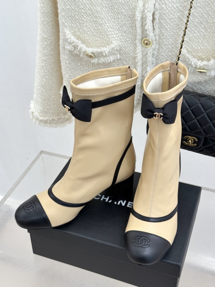 Ботинки женские фото 2