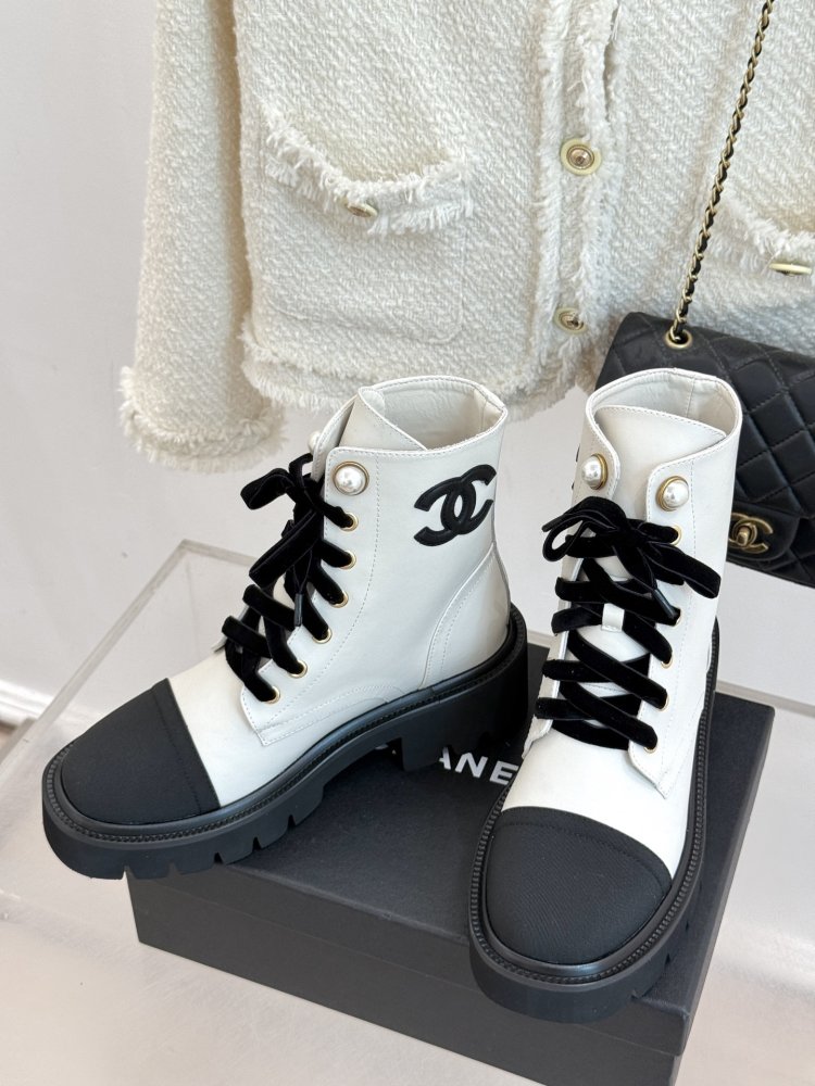 Ботинки женские фото 2