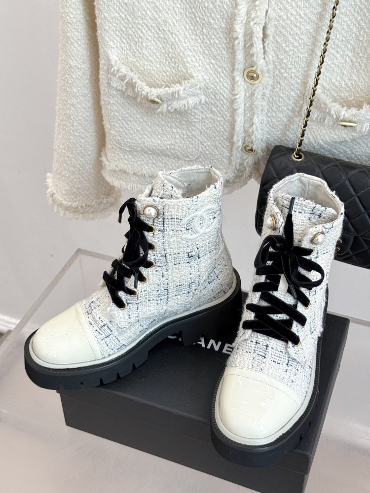 Ботинки женские фото 2