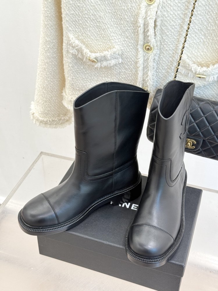 Ботинки женские фото 2