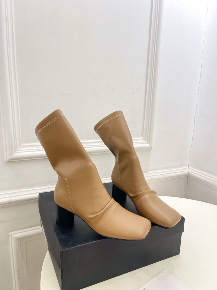 Ботинки женские фото 2