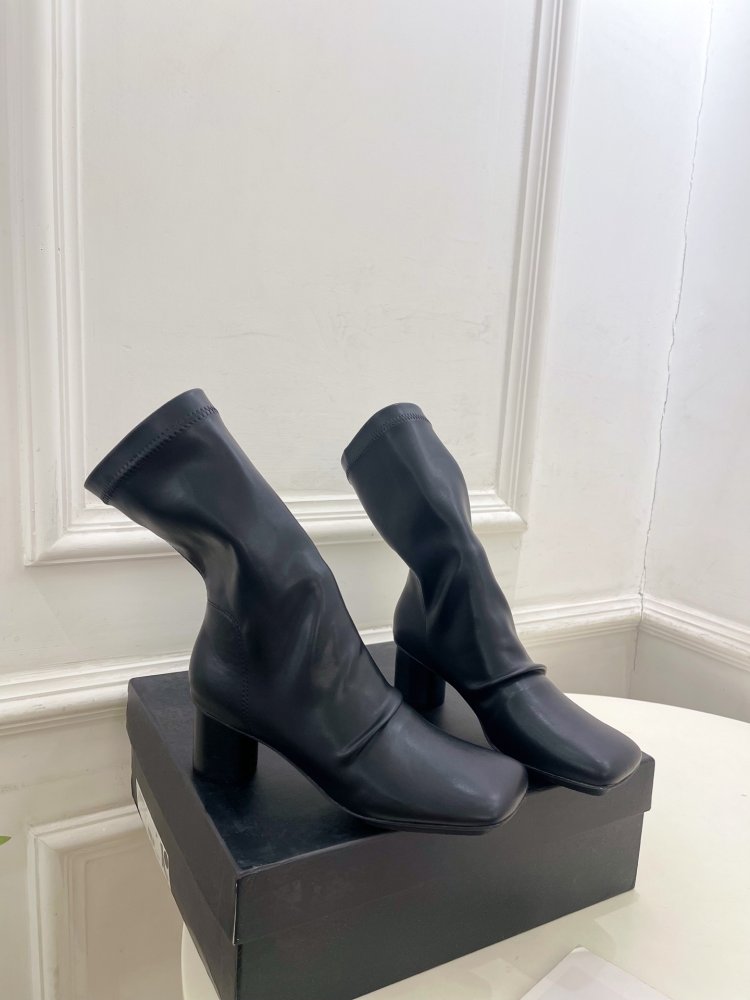 Ботинки женские фото 2