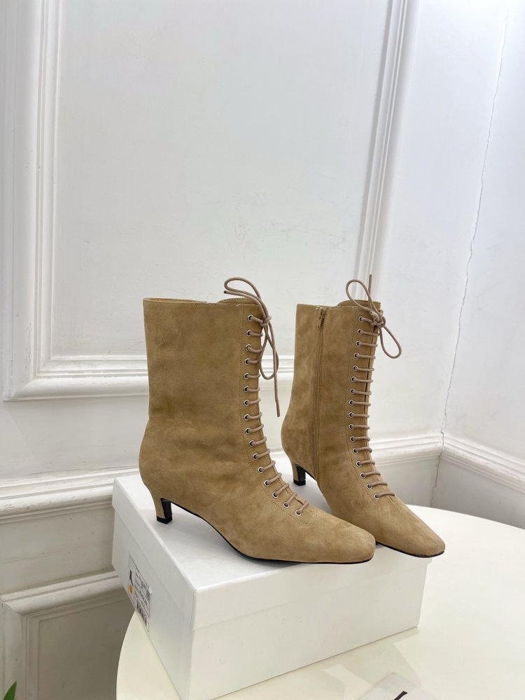 Boots women's фото 2