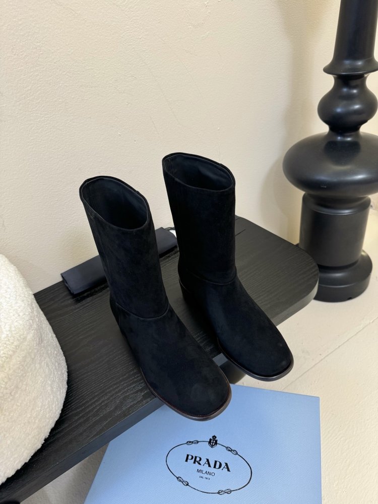 Boots women's фото 2