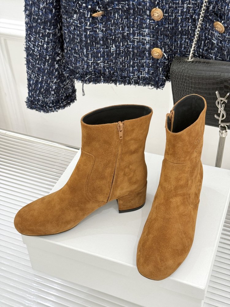 Ботинки женские фото 2