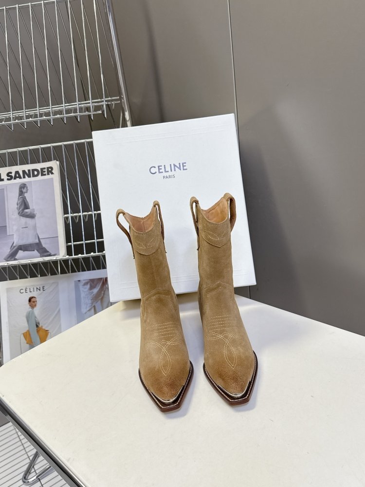 Ботинки женские фото 2