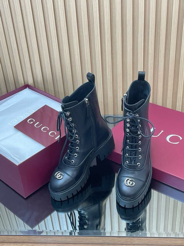 Boots women's фото 2