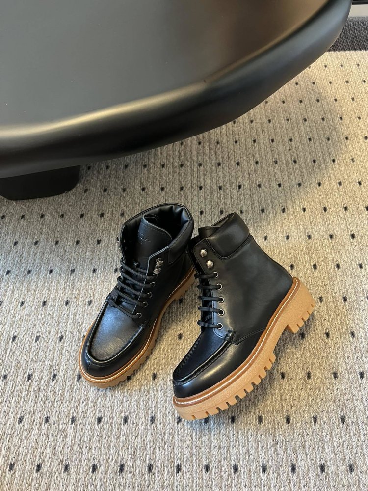 Ботинки женские фото 2