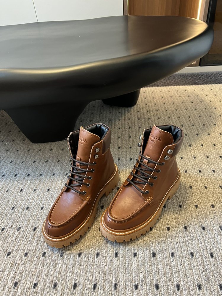 Ботинки женские фото 2