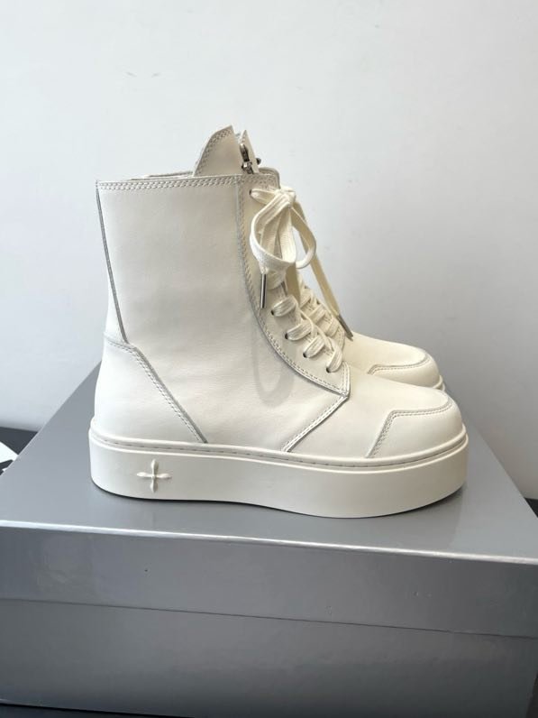 Ботинки женские фото 2