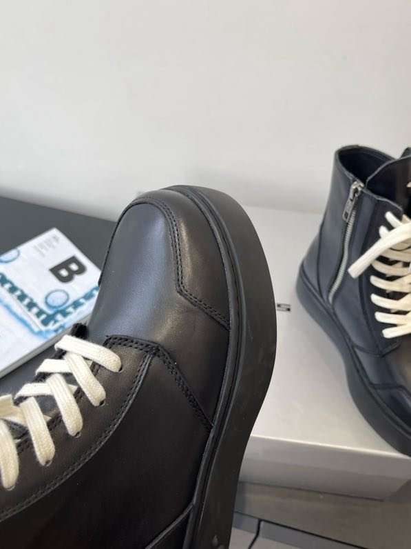 Ботинки женские фото 2