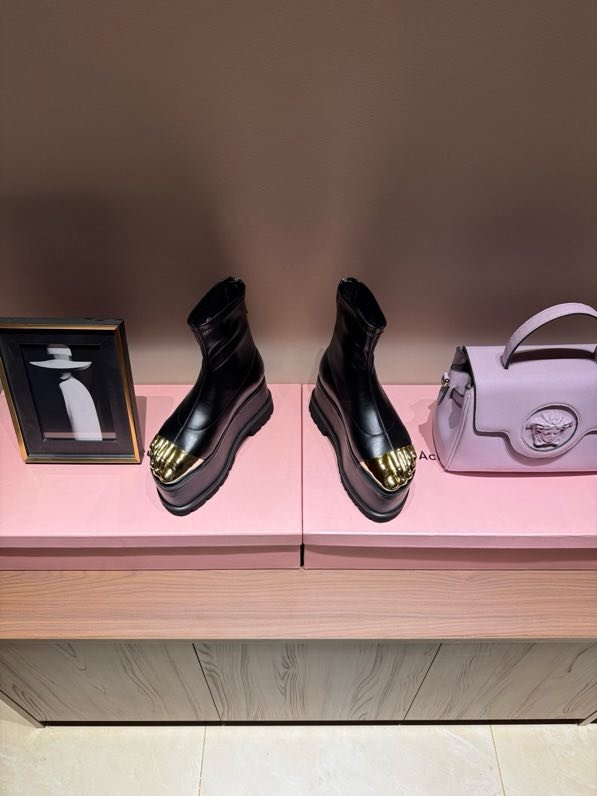 Ботинки женские фото 2