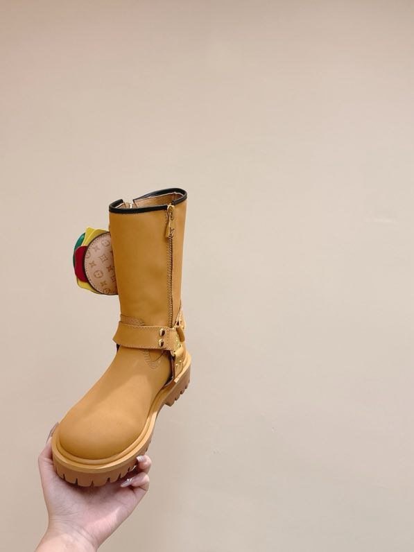 Ботинки женские фото 2