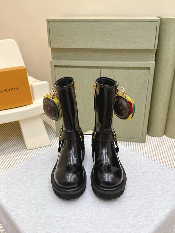 Ботинки женские фото 2