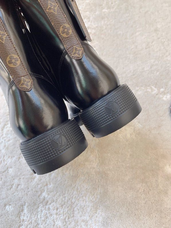 Ботинки женские фото 2