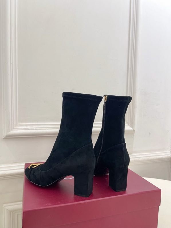 Boots women's фото 2