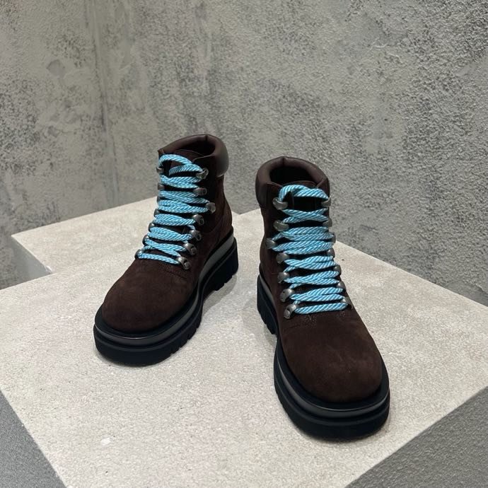 Ботинки женские фото 2