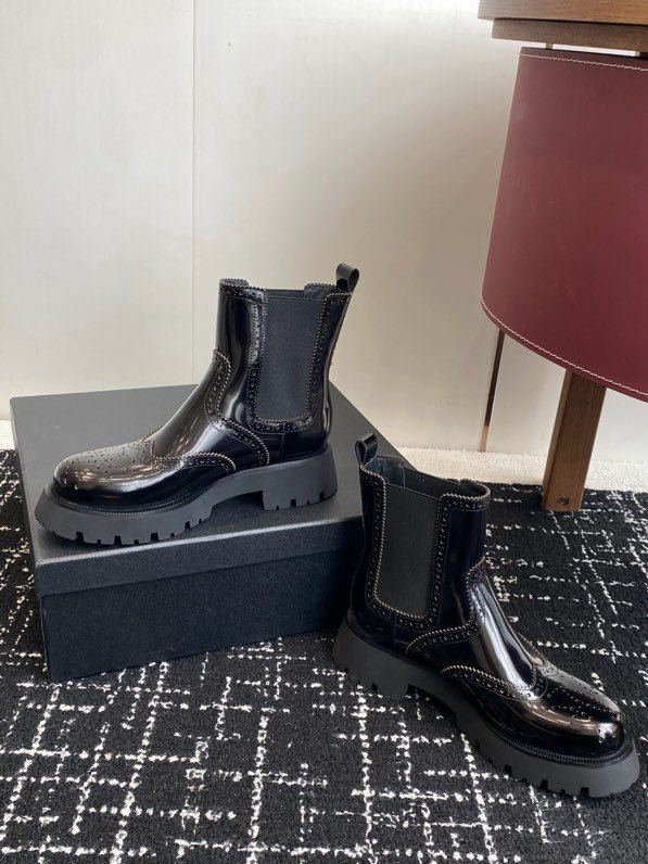 Ботинки женские фото 2