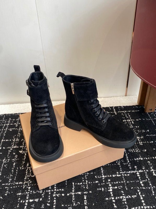 Boots women's фото 2